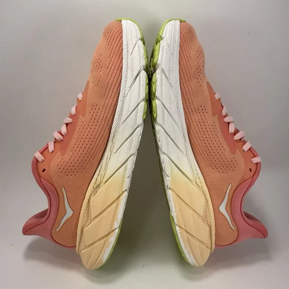 Hoka One One Arahi 7 Running Shoes Womens Size 9B Papaya/Coral Athletic Sneaker